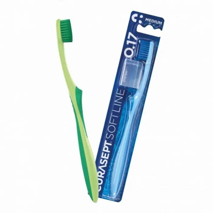 curasept brosse a dents medium 017