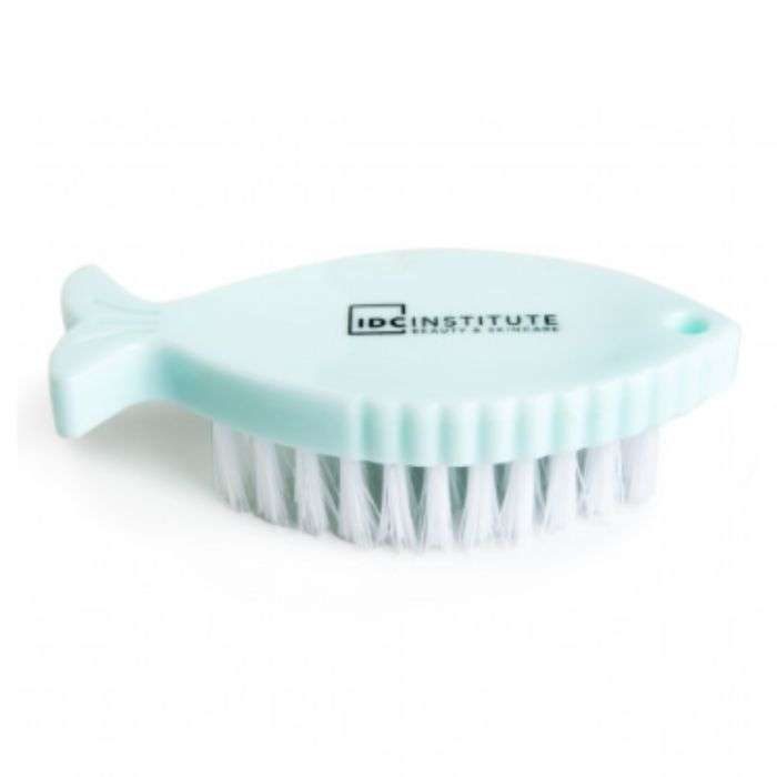 idc institute beauty et skincare idc institute brosse a ongles mains